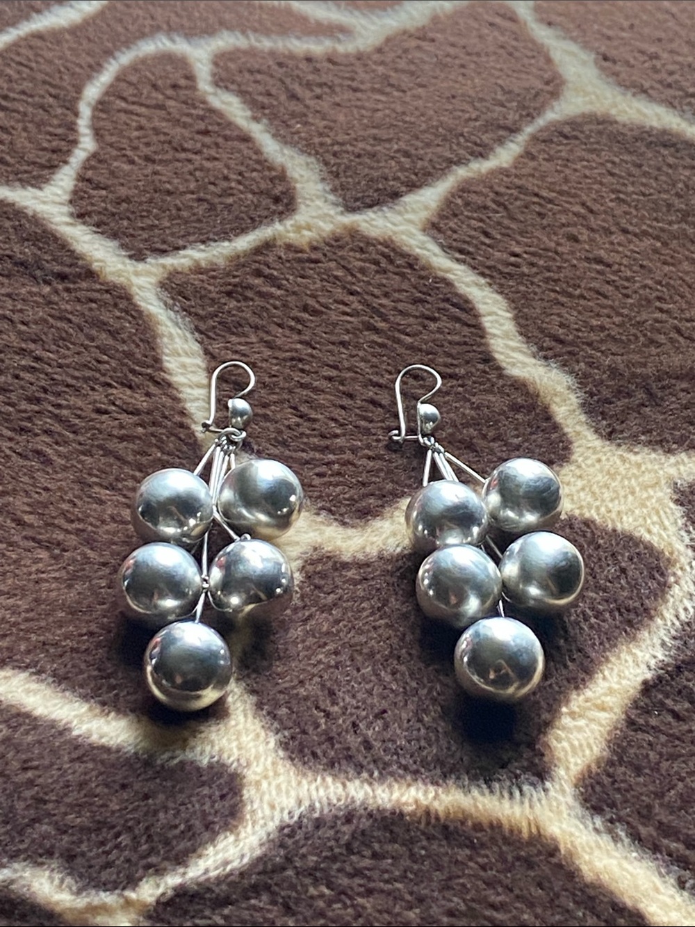 Rare Vintage 60’s Quintuple Silver Ball Dangle Earrings